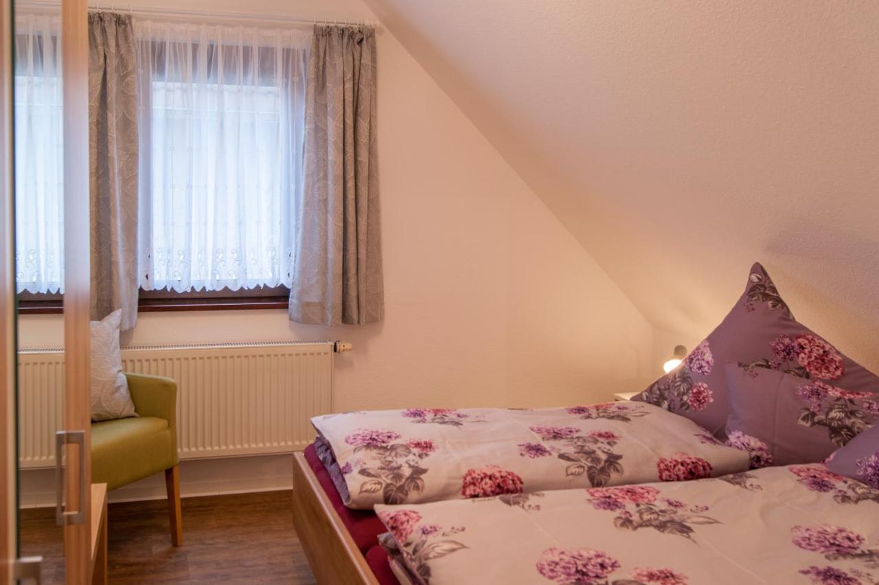 Am Waldrand Apartment